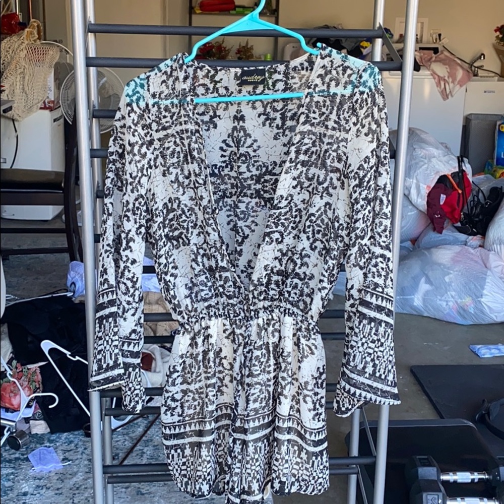 Romper - white and black